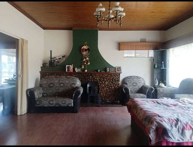 4 BEDROOM HOUSE FOR SALE IN UNITAS PARK